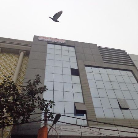 Hotel Silver Residency Nueva Delhi Exterior foto